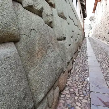 12-Angle Stone